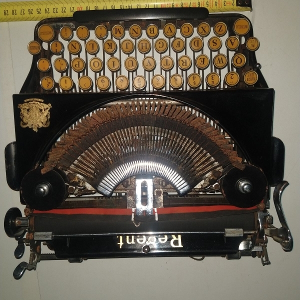 Máquina de escribir inglesa