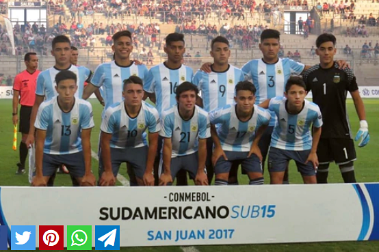 Matias Palacios con la N&deg; 10