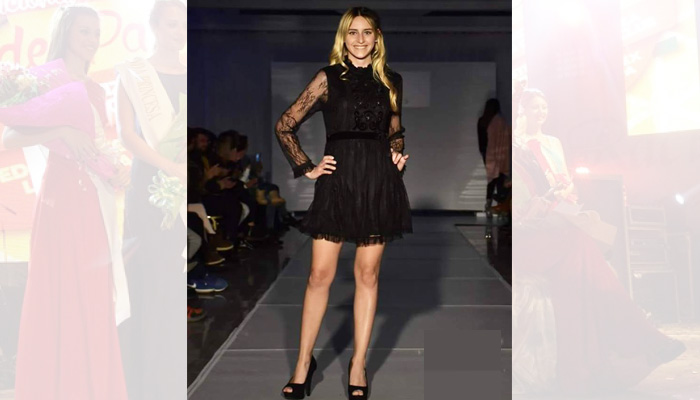 Martina Sánchez (18 años), quien representa a la Escuela de Modelos de Rubén Comegna Martina Sánchez (18 años), quien representa a la Escuela de Modelos de Rubén Comegna