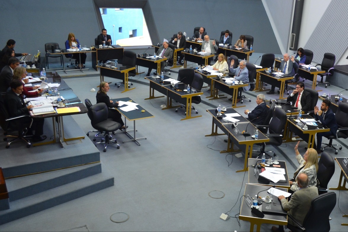 Cámara de Diputados Provincial Cámara de Diputados Provincial