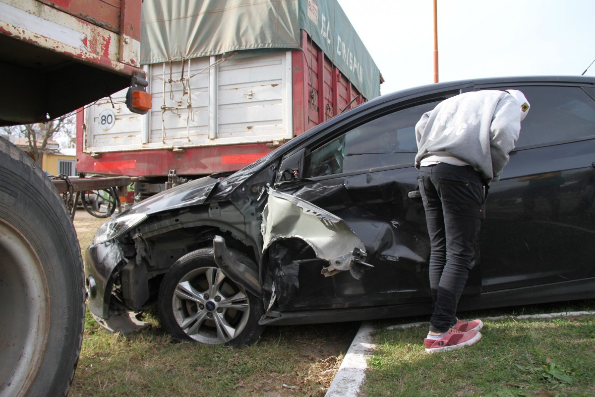 El conductor del auto fue hospitalizado