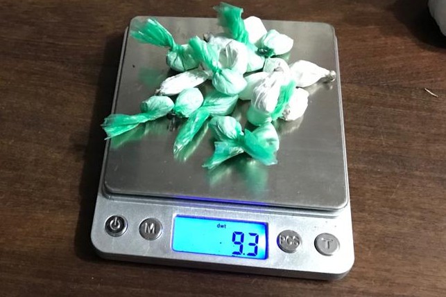 20 bochitas de coca&iacute;na acondicionadas para la venta