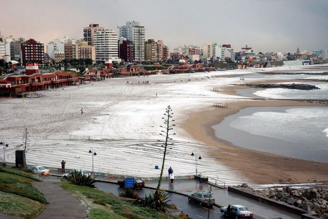 Какая зима в бразилии. Зима в Аргентине Буэнос Айрес. Монтевидео зимой.