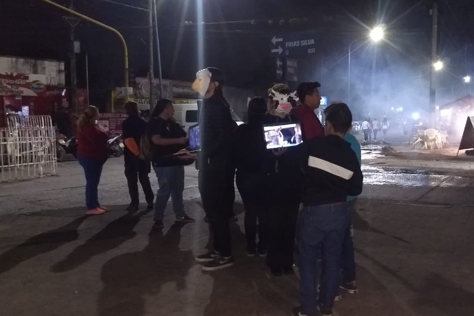 El grupo de manifestantes utilizaba máscaras de animales a modo de protesta El grupo de manifestantes utilizaba máscaras de animales a modo de protesta