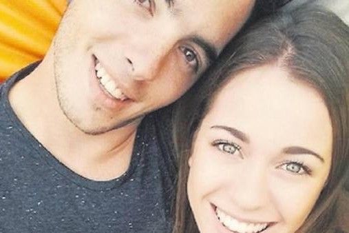 Charo Su&aacute;rez junto a su novio, qui&eacute;n falleci&oacute;.