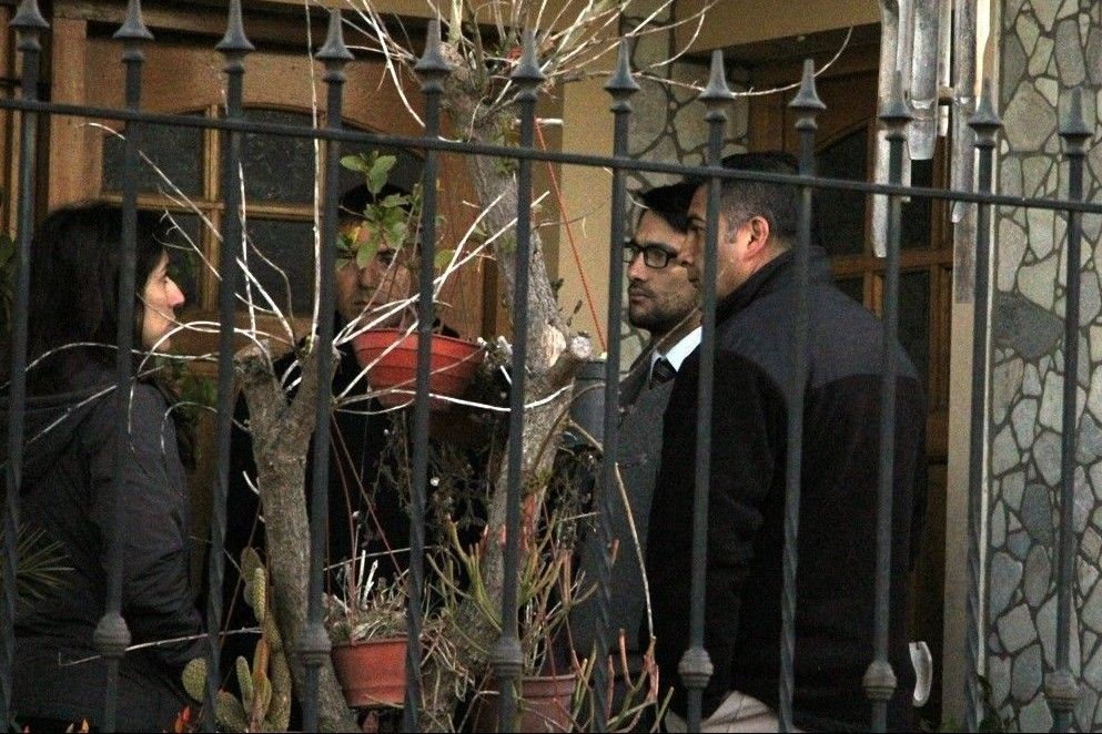 el fiscal Campos y comisario Padilla en el lugar del hecho