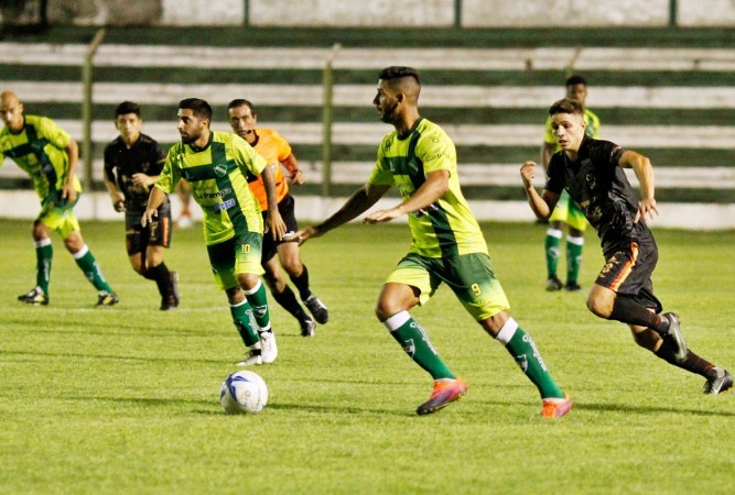 Ascenso Del Interior Ferro Gral Pico Lp 1 2 Douglas Haig