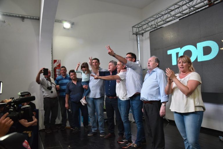 “Volvimos”, dijo Verna en Santa Rosa, “tendremos un presidente peronista en el sillón de Rivadavia”