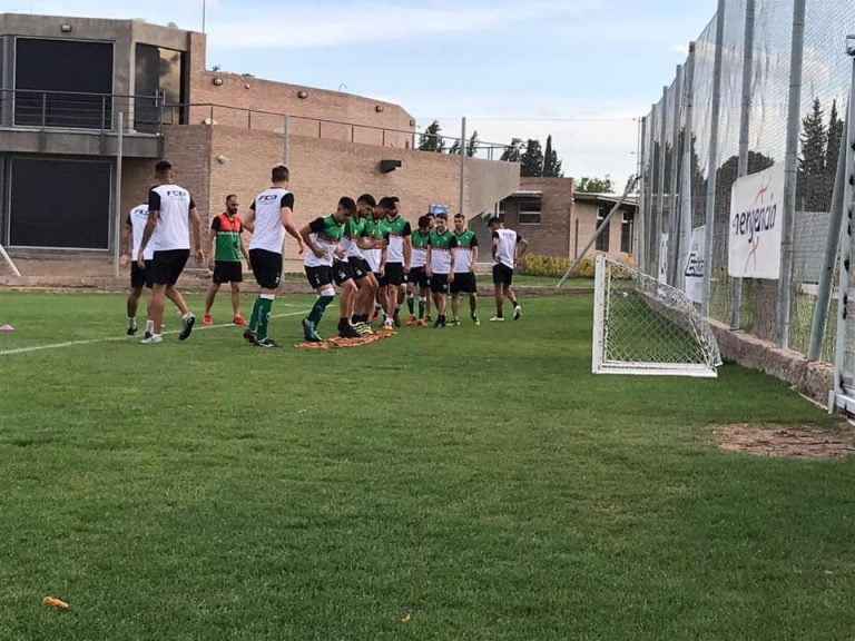 Torneo Federal “A”: Ferro juega con Huracán de Las Heras con el objetivo de cambiar la racha adversa