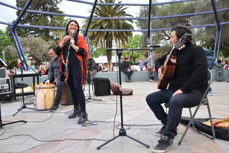 Feria de Emprendedores por el Día de la Madre: “Continuaremos promoviendo espacios participativos”