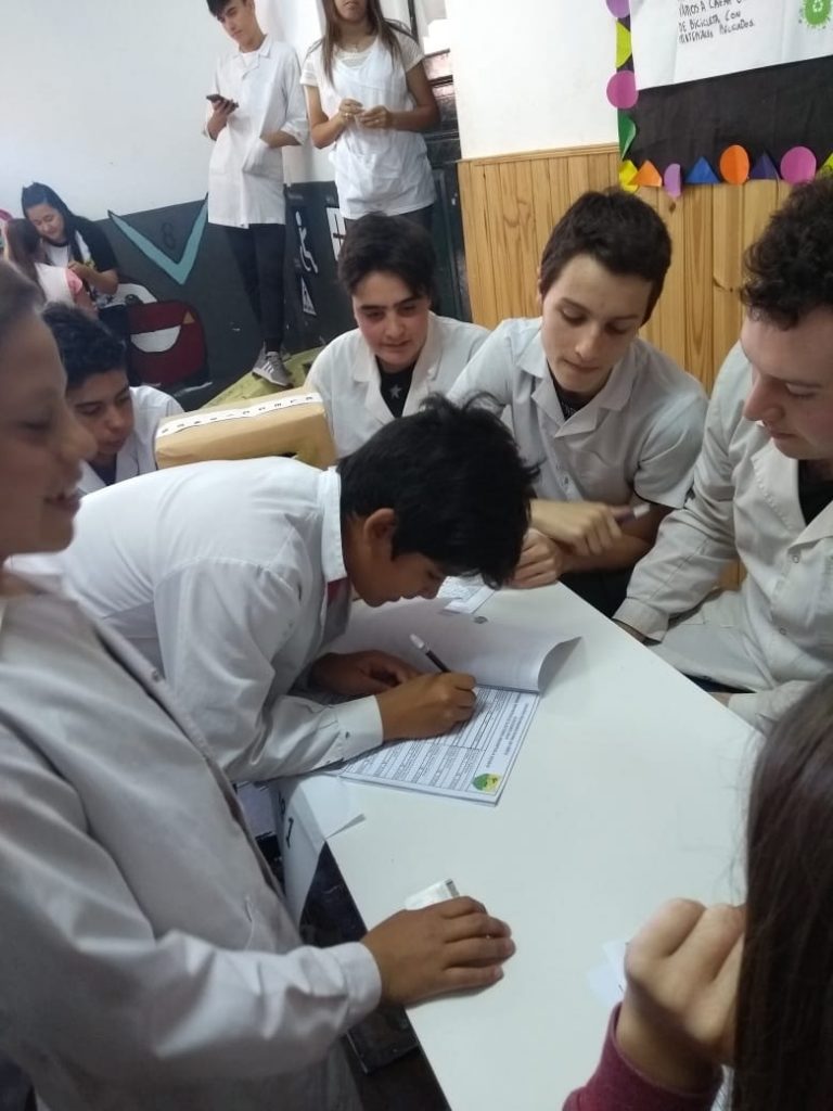 Alumnos de la Escuela de Vértiz realizaron un “Día de Elecciones”