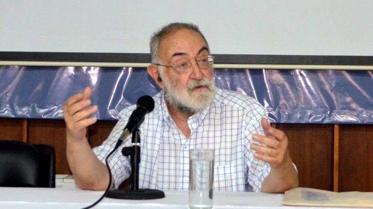 La UNLPam estableció duelo institucional por el fallecimiento del profesor Alejandro Socolovsky