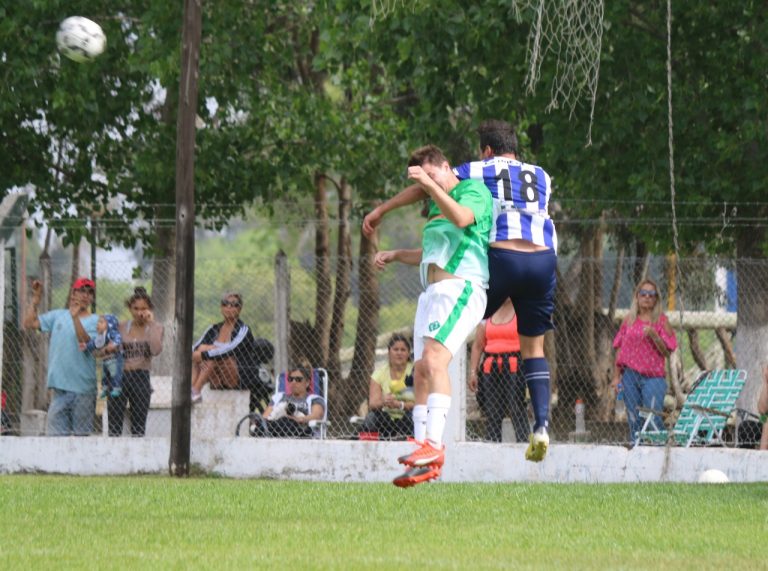 Liga de Veteranos: Alvear F.C y Costa Brava se metieron de cabeza a la final en Senior