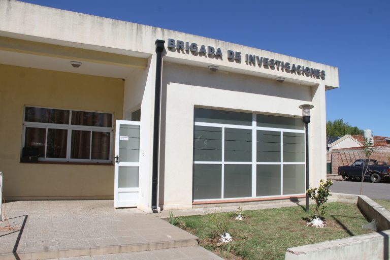 Desde la Brigada de Investigaciones recomiendan realizar la verificación previa para no caer en una estafa en la compra-venta de un automotor