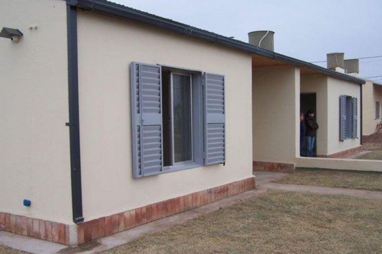 El IPAV recupera una vivienda social en Bernardo Larroudé por falta de pago y ocupación