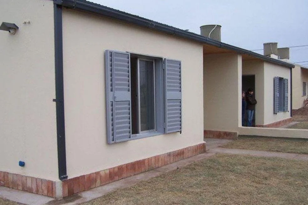 La Justicia confirmó el desalojo de una casa del IPAV y desestimó la excusa del “alquiler encubierto”