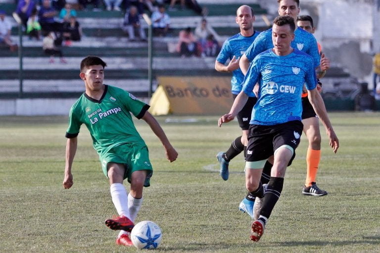 Torneo Provincial de Fútbol: Deportivo Winifreda protestó los puntos del partido con Ferro