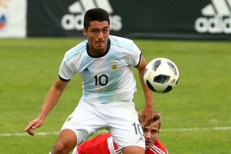 El piquense, Matías Palacios, uno de los 3 futbolistas juveniles argentinos elegidos entre los mejores talentos del mundo