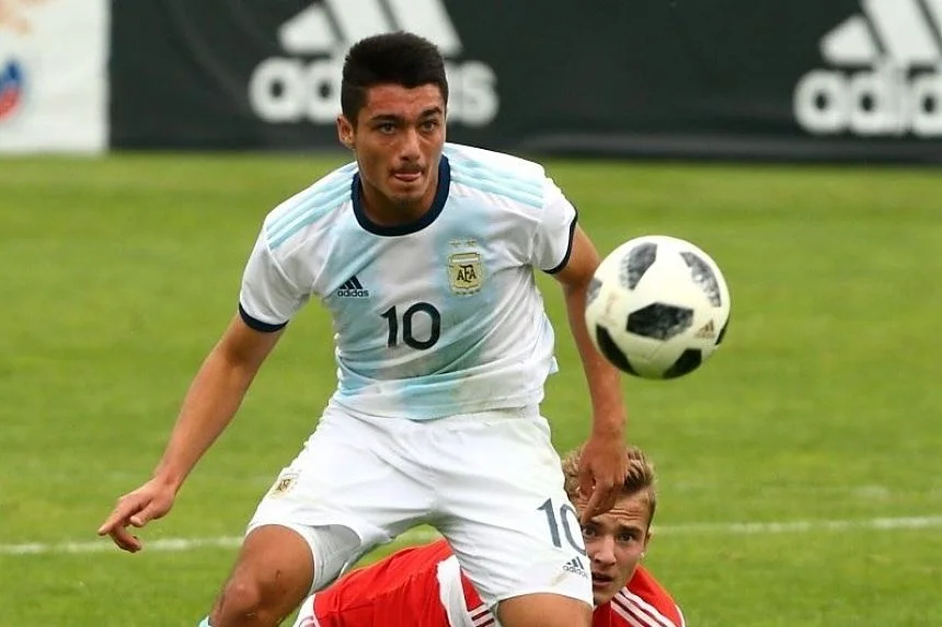 El piquense, Matías Palacios, uno de los 3 futbolistas juveniles argentinos elegidos entre los mejores talentos del mundo