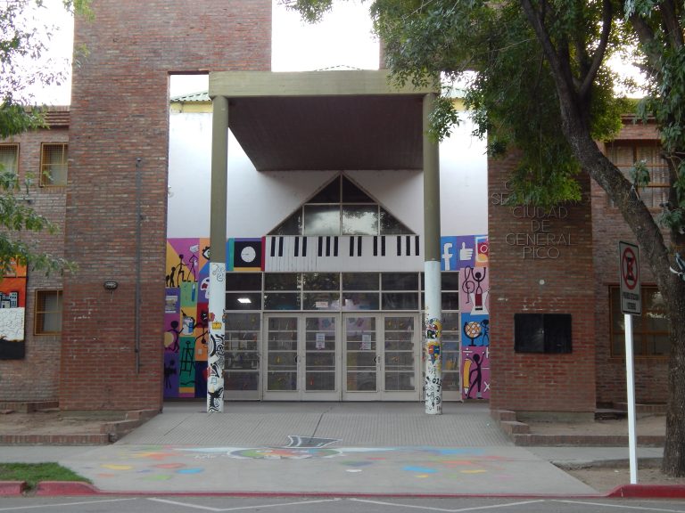 El Colegio Ciudad de General Pico cumple hoy 27 años y celebra un emotivo nuevo aniversario