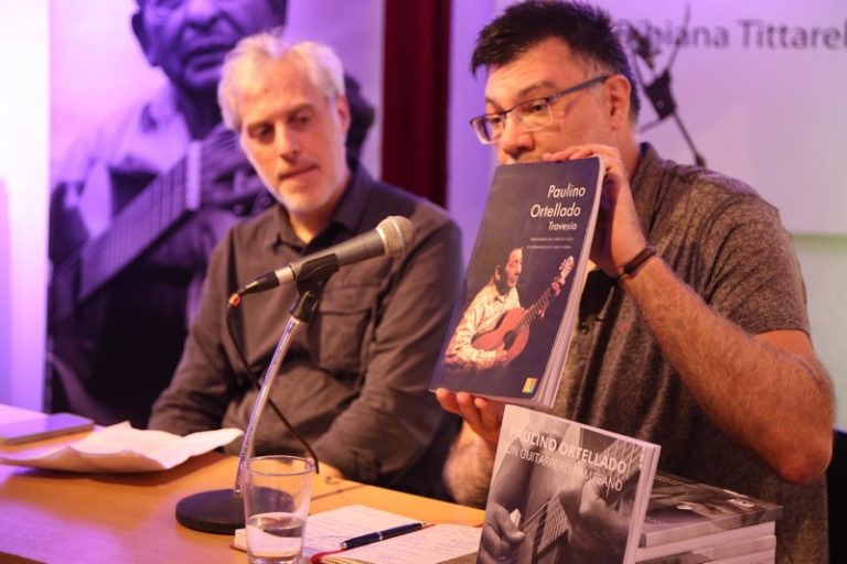 Presentaron un libro sobre el guitarrero pampeano Paulino Ortellado en Buenos Aires