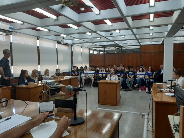 56 alumnos de Trenel, Speluzzi y General Pico participaron de un simulacro de Juicio