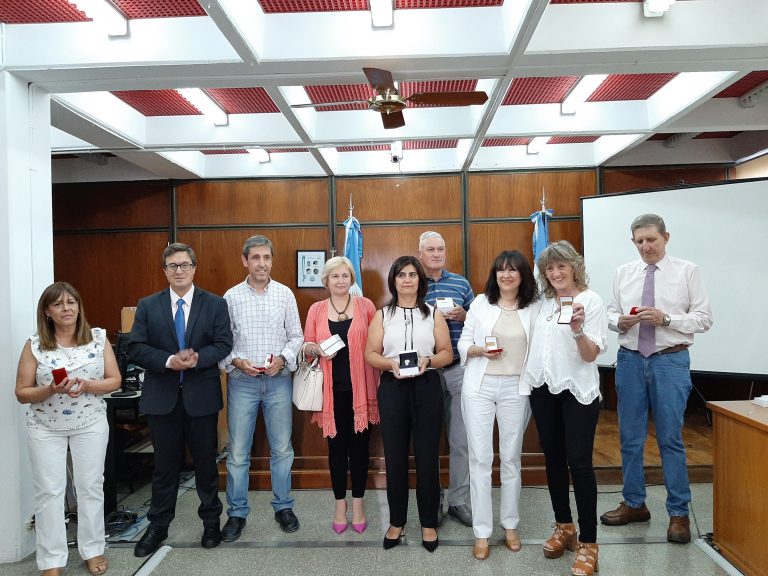 Entregaron medallas y relojes a los magistrados, funcionarios y empleados del Poder Judicial que cumplieron 25 y 30 años de servicio