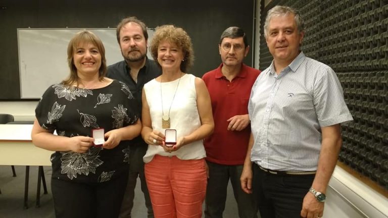 25 años de servicio en la UNLPam: Entregaron medallas a personal docente y no docente