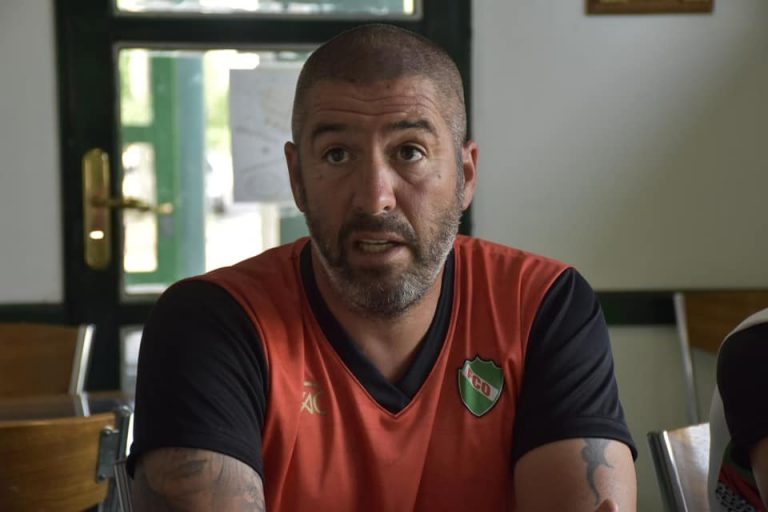 Mauricio Giganti, DT de Ferro: “Salimos a jugar igual en todas las canchas, intentando proponer siempre”