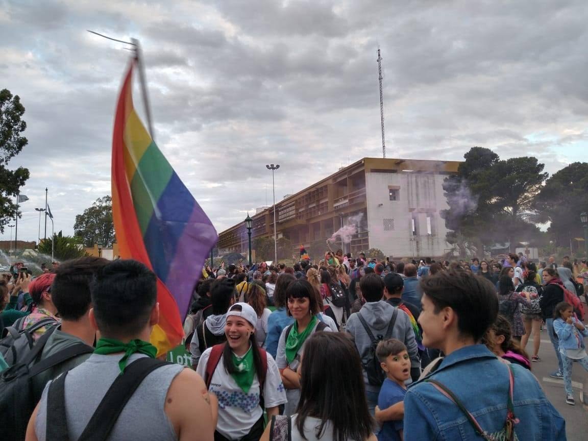 Histórica primera Marcha del Orgullo LGTBIQ+ en La Pampa