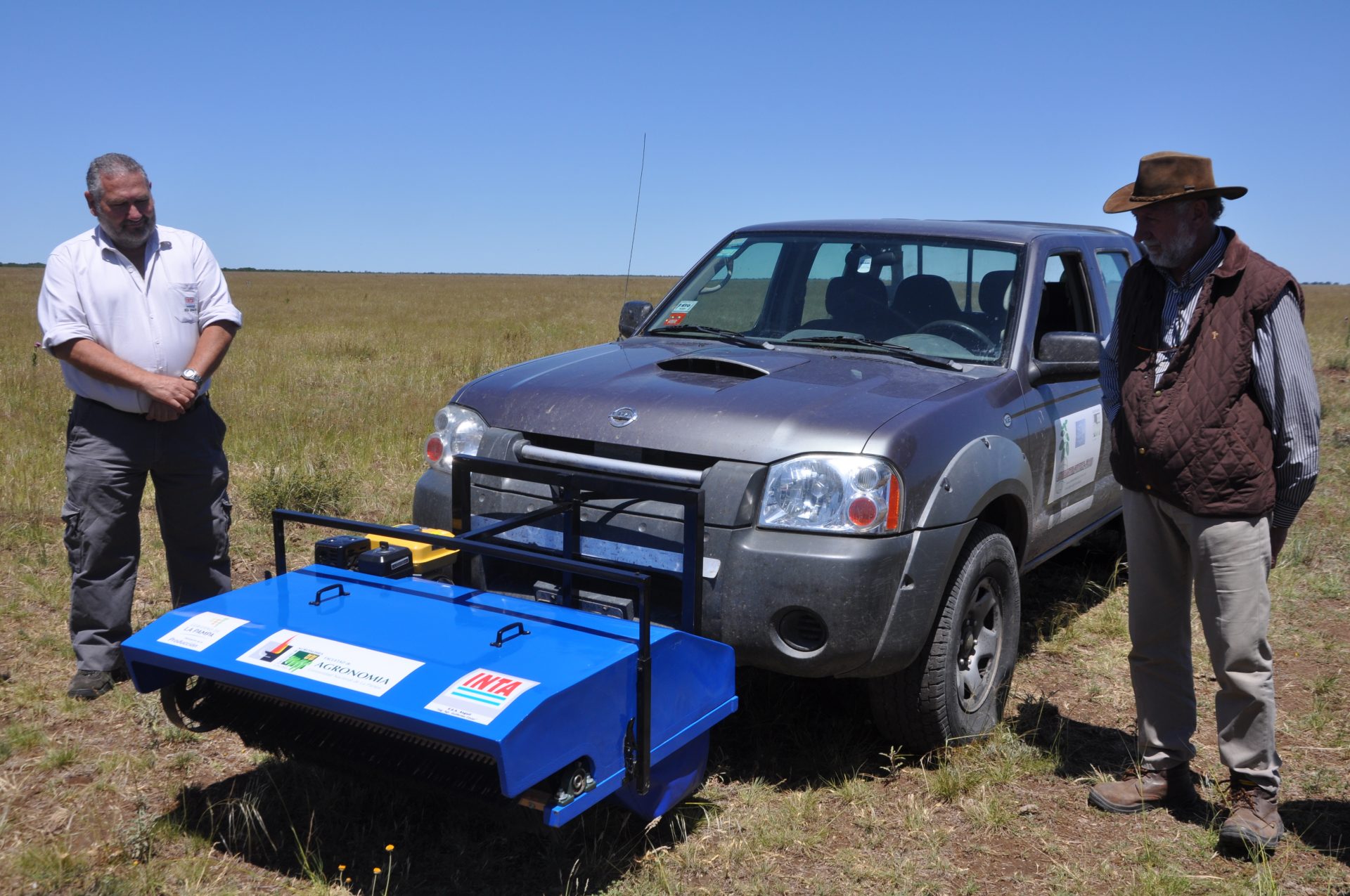 Presentaron en La Pampa un innovador equipo para cosechar semillas de especies nativas