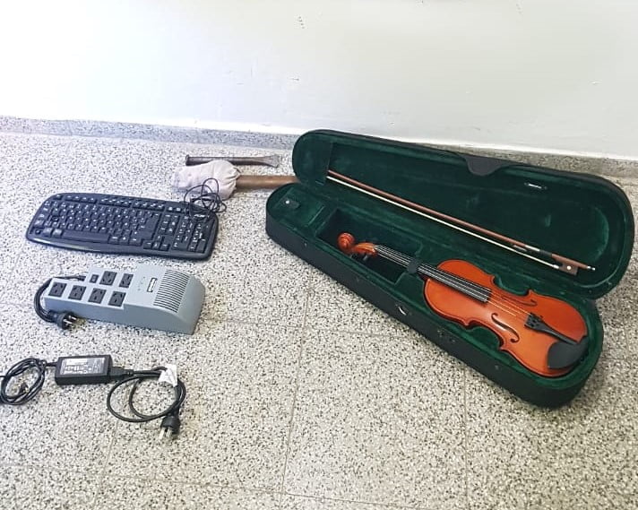 La policía recuperó otros elementos que habían sido robado de una vivienda en calle 302