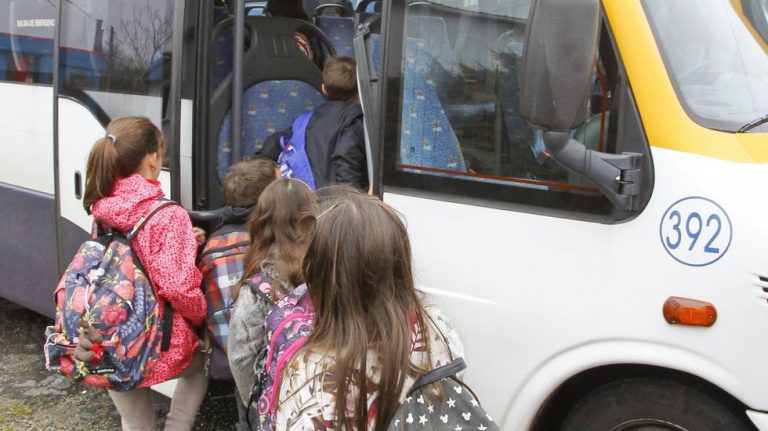 Chofer de transporte escolar, abusó de una niña dos veces y fue condenado por la justicia piquense a prisión en suspenso