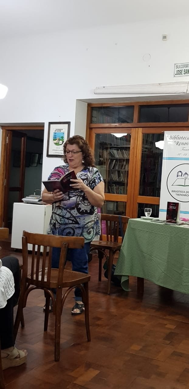 La escritora Agueda Franco brilló en Intendente Alvear