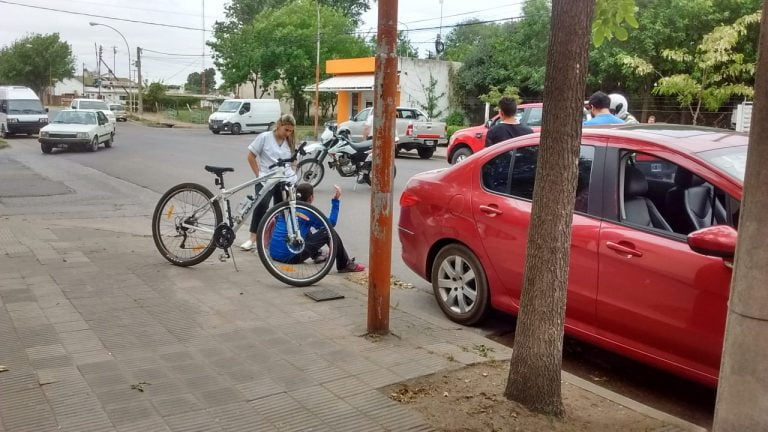 Una mujer fue trasladada al hospital tras un accidente en calle 10 y 19