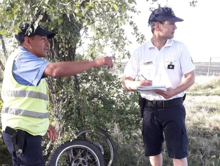 Dos menores de 12 y 14 años intentaron robar repuestos y autopartes de motocicletas en el puesto caminero de Realicó