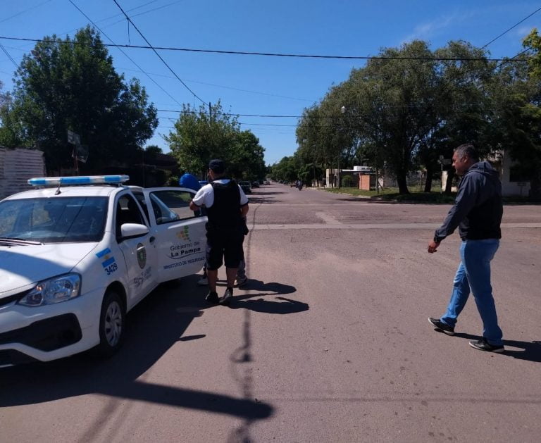 Intentó robarle a una pareja con un arma de fuego, pero ellos se negaron: Se dio a la fuga y finalmente fue detenido