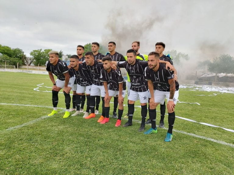 Torneo Provincial: En una vibrante definición por penales, Rácing de Castex se consagró campeón en la Villa Sportiva