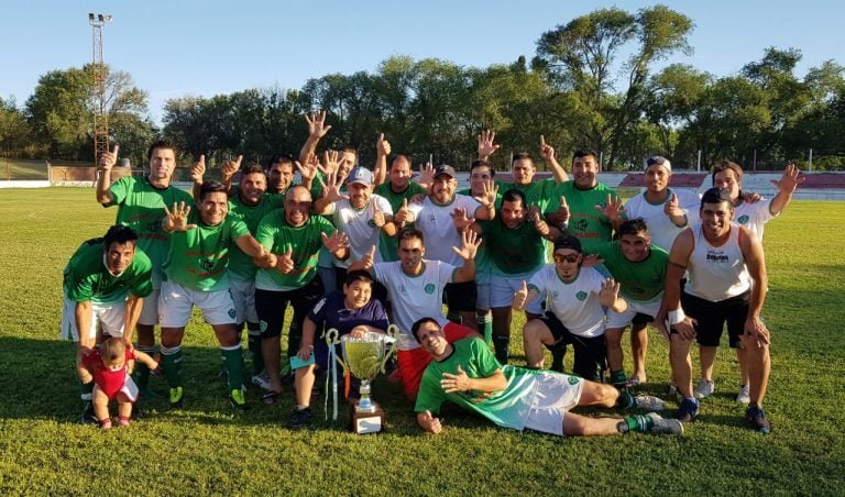 Liga de Veteranos: Lawn Tennis se consagró campeón en la categoría sénior