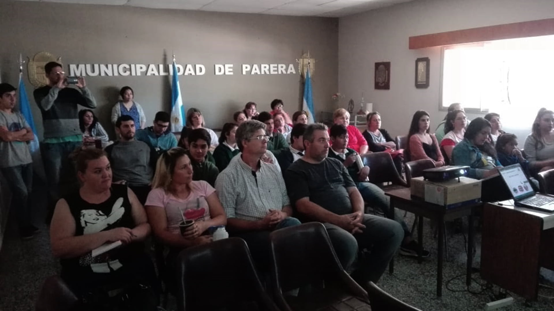 El Senasa explicó cómo optimizar la inocuidad al elaborar productos alimenticios en Parera