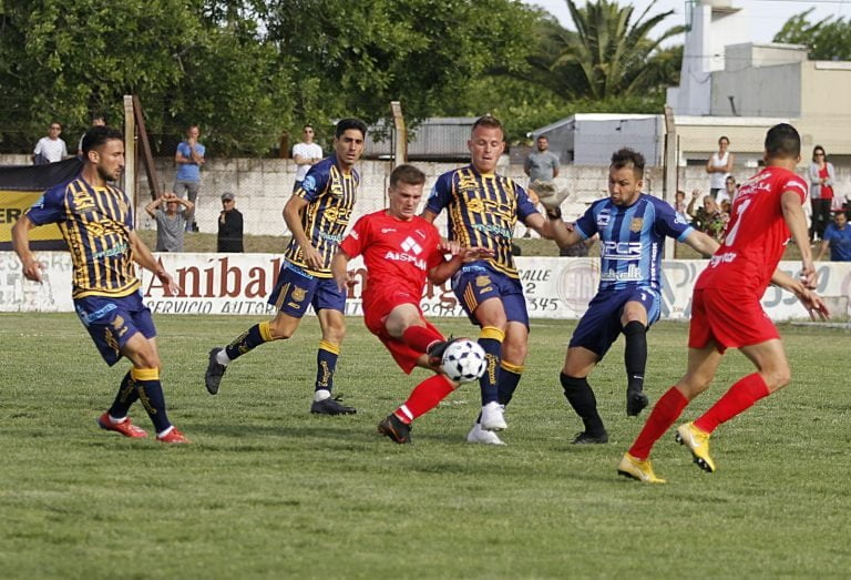 Torneo Provincial: Sportivo Independiente y All Boys de Santa Rosa no se sacaron ventajas