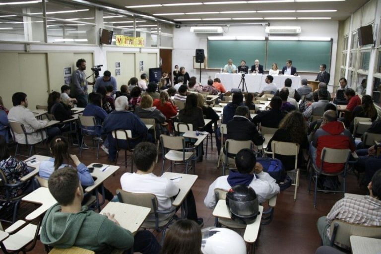 La Asociación de Docentes Universitarios de La Pampa se adhiere al paro nacional: Mañana no habrá clases en las Facultades