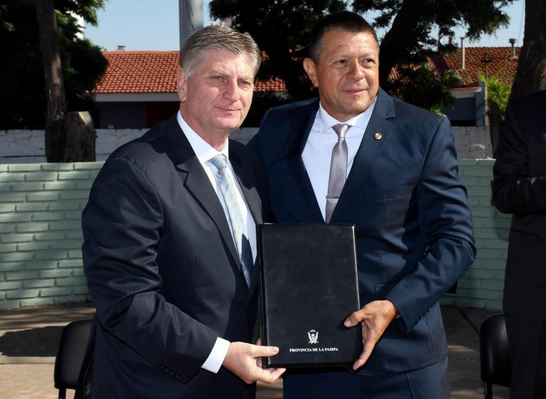 Asumieron las autoridades policiales y Ziliotto confirmó la creación de una nueva seccional en Santa Rosa
