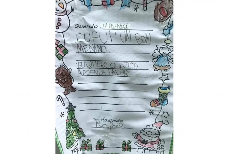 Tierna carta: le pidió a Papá Noel que su amigo con autismo “aprenda a hablar”