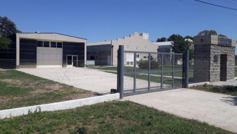Finalizó la obra de refacción y ampliación del laboratorio que producirá medicamentos para pacientes oncológicos en el Parque Industrial de General Pico