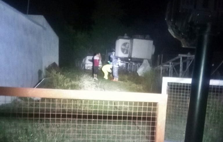 Dotación de Bomberos acudió a Speluzzi por pérdida de amoníaco