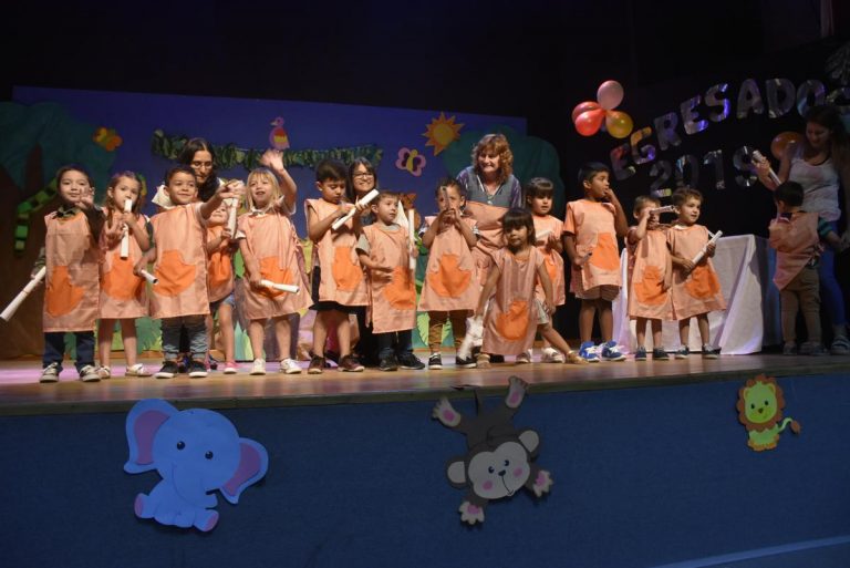 Entregaron diplomas a los egresados de los Centros de Desarrollo Infantil