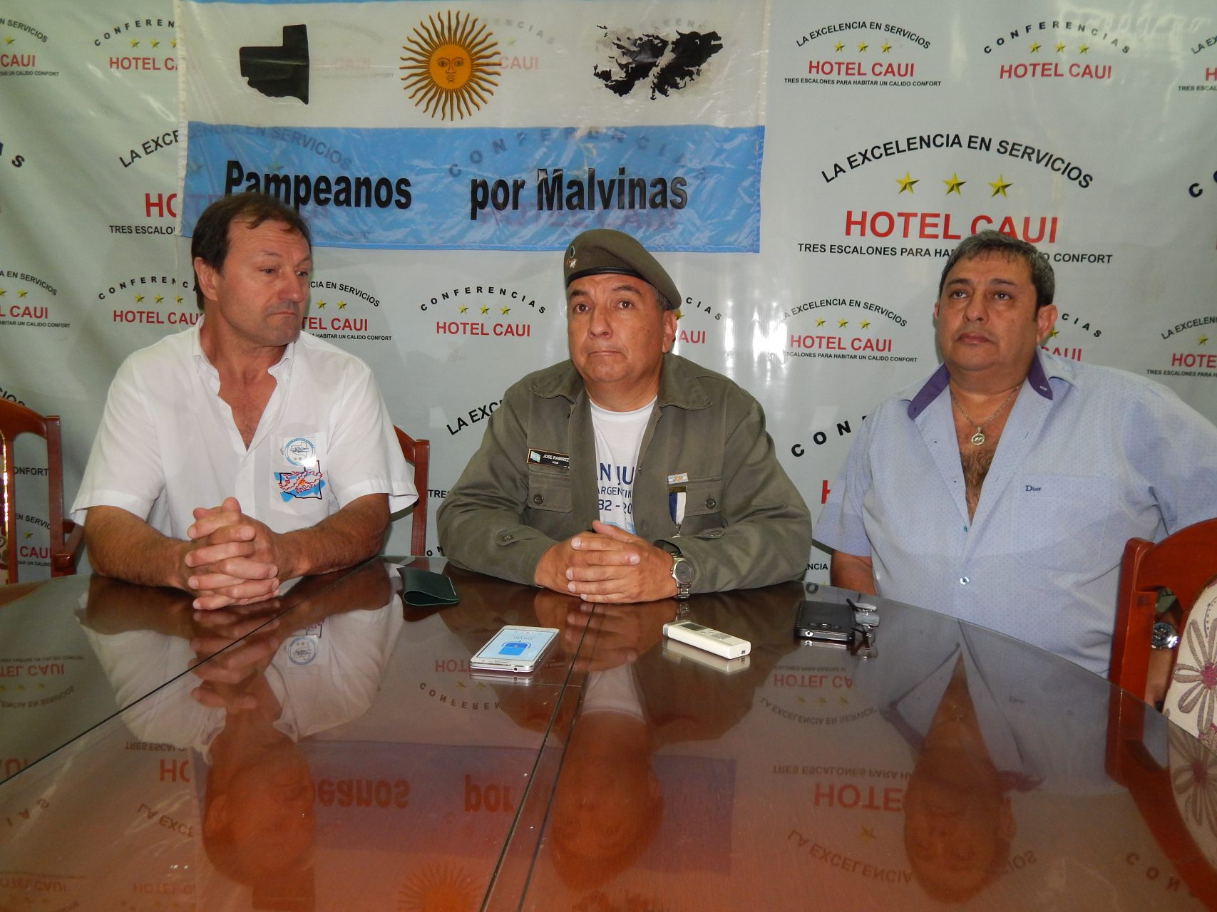Veterano de Malvinas, que estuvo 52 días en Pradera Ganso Verde, dictó una charla sobre “Malvinización” en General Pico