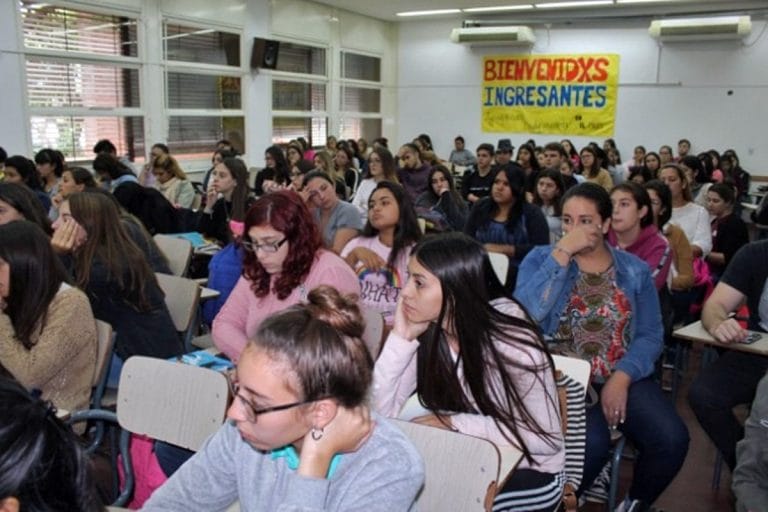 “UNLPam en el Territorio”: Hoy cierra la inscripción para anotarse a las carreras en General Acha, Macachín, Realicó y Telén