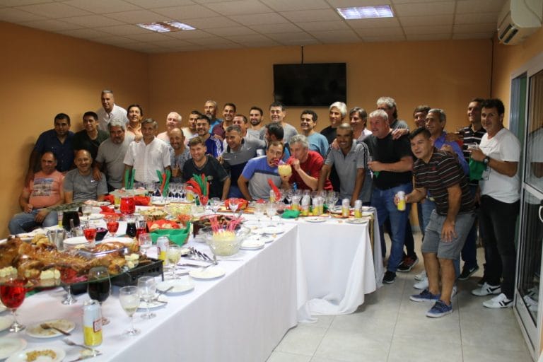 La Liga de Veteranos realizó su brindis de fin de año